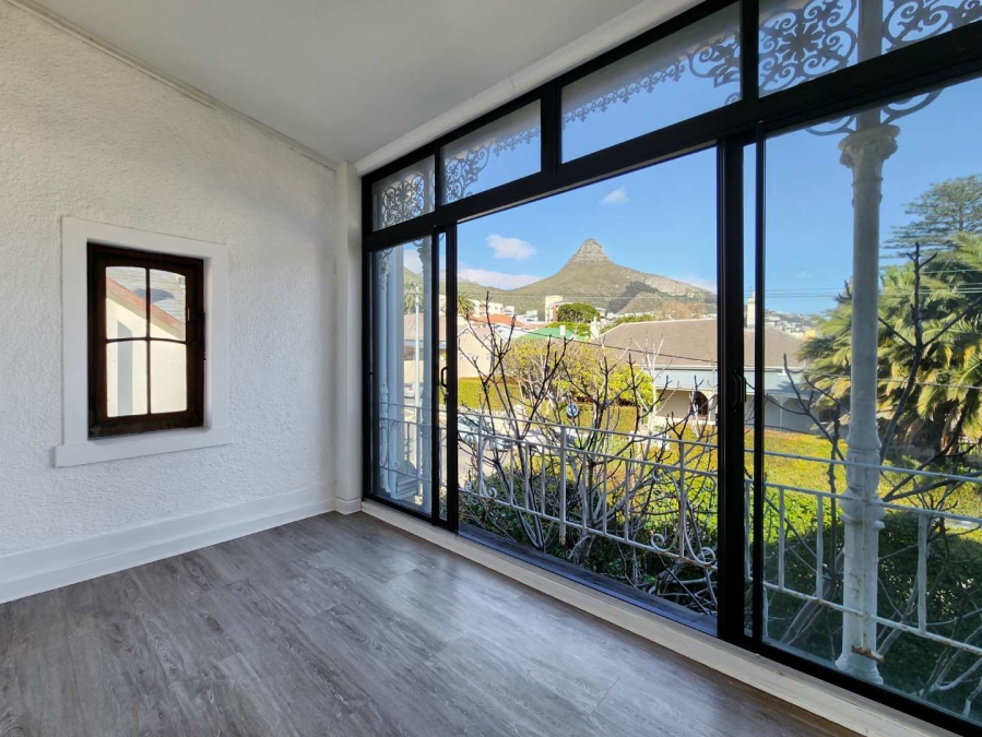 To Let 3 Bedroom Property for Rent in Sea Point Western Cape